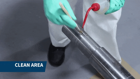 Clean the keyway with Belzona 9111 (Cleaner/Degreaser)