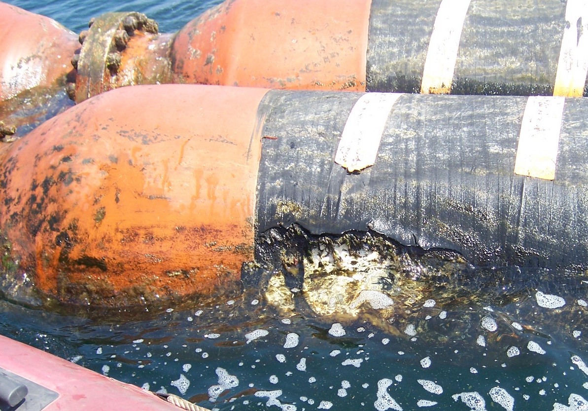 Impact from ship propellers caused damage to floating hoses
