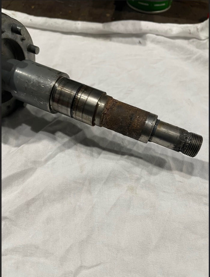 Damaged pump shaft